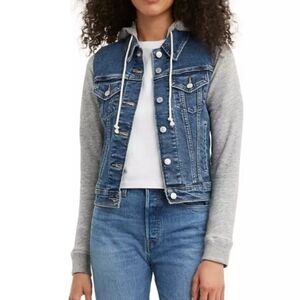 Levi's Hybrid Original Trucker Jacket. Color: Indiglow Dark Wash. Size small.